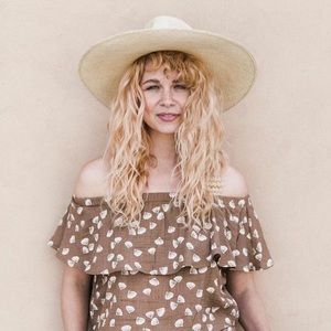 Rylee & Cru Women’s Top Size M